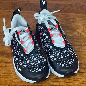 Girls Nike Air Max 270 Sneakers Black White Pink Size 11C Athletic Shoes Gym
